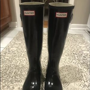 Women’s hunter boots size 8